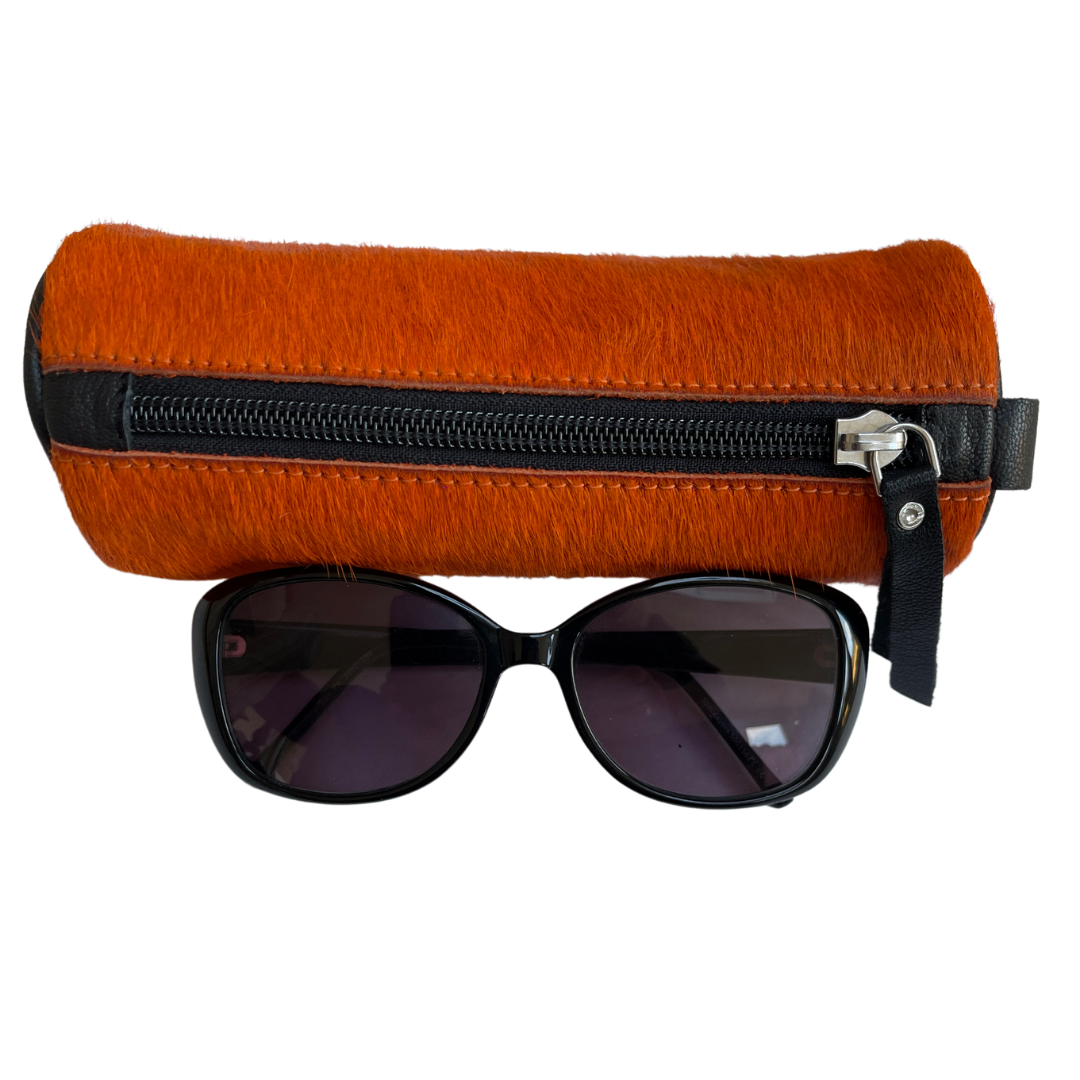 Tuli Cylinder Glasses Case