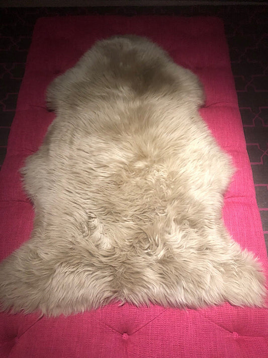 Icelandic Sheepskin Rug - Shaved - Taupe